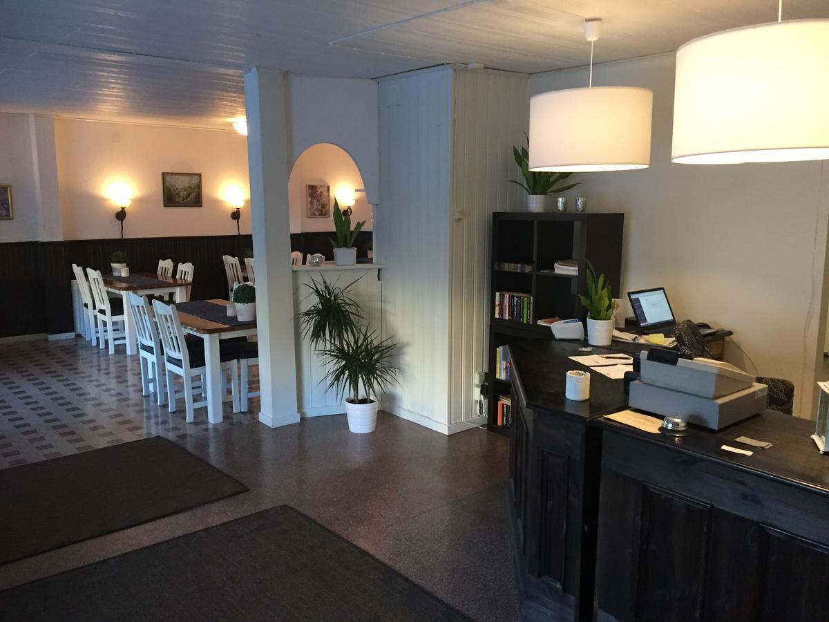 Hoejdens Lagprishotell Mönsterås Exterior foto