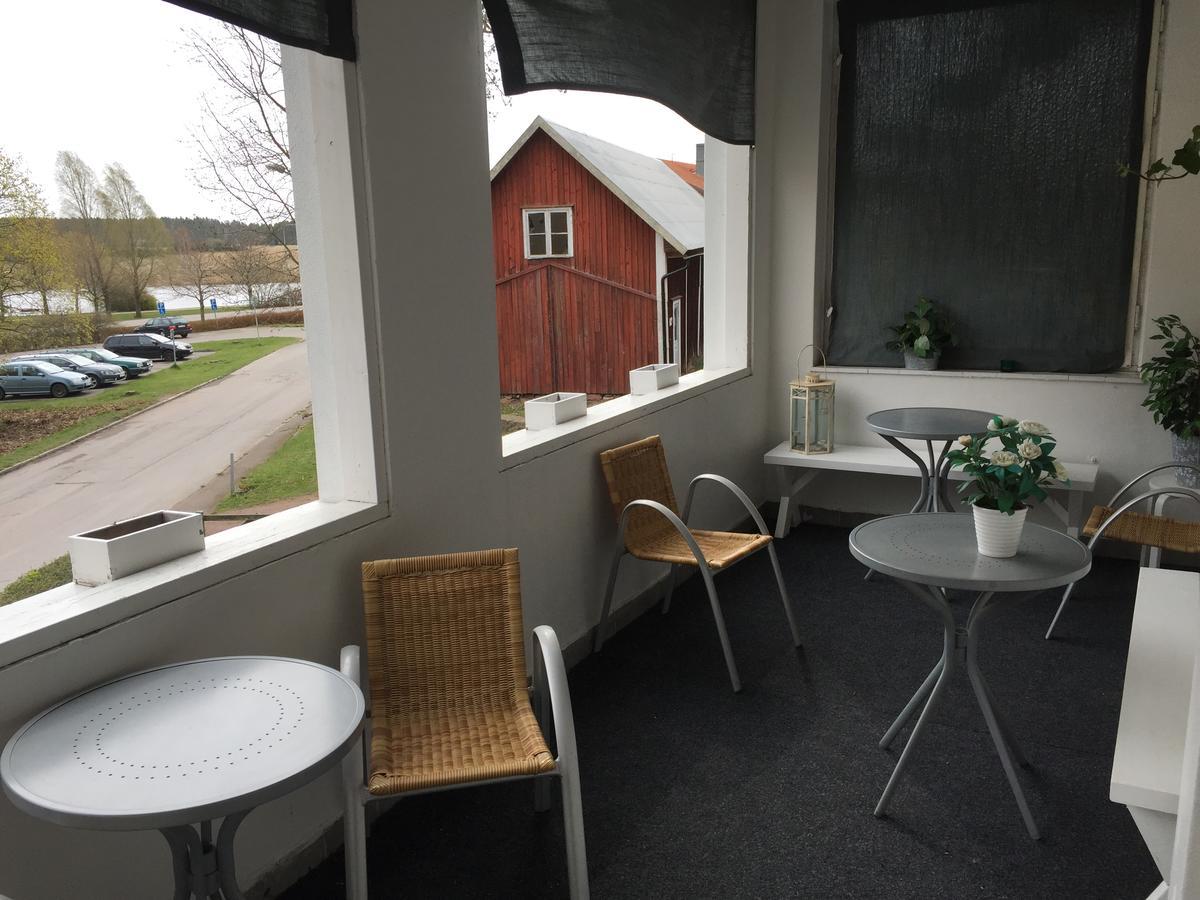 Hoejdens Lagprishotell Mönsterås Exterior foto