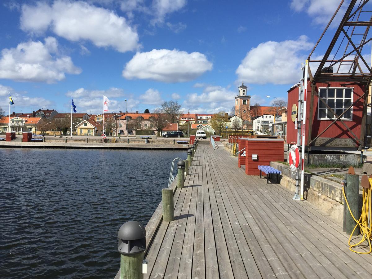 Hoejdens Lagprishotell Mönsterås Exterior foto